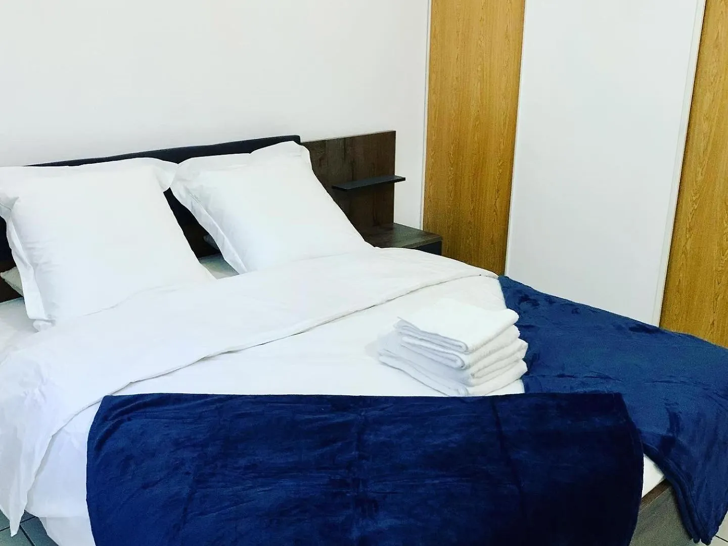 Villa Eli -6Pers- Piscine 프티-부르